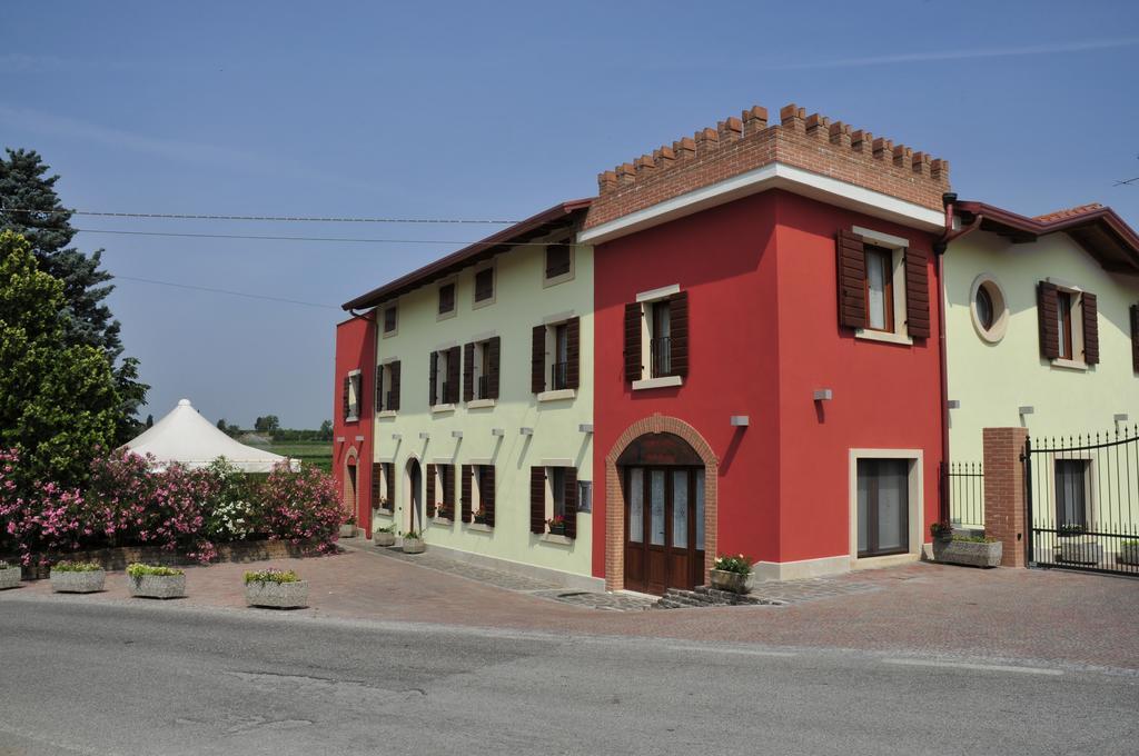 Locanda Al Pigno Сона Екстериор снимка
