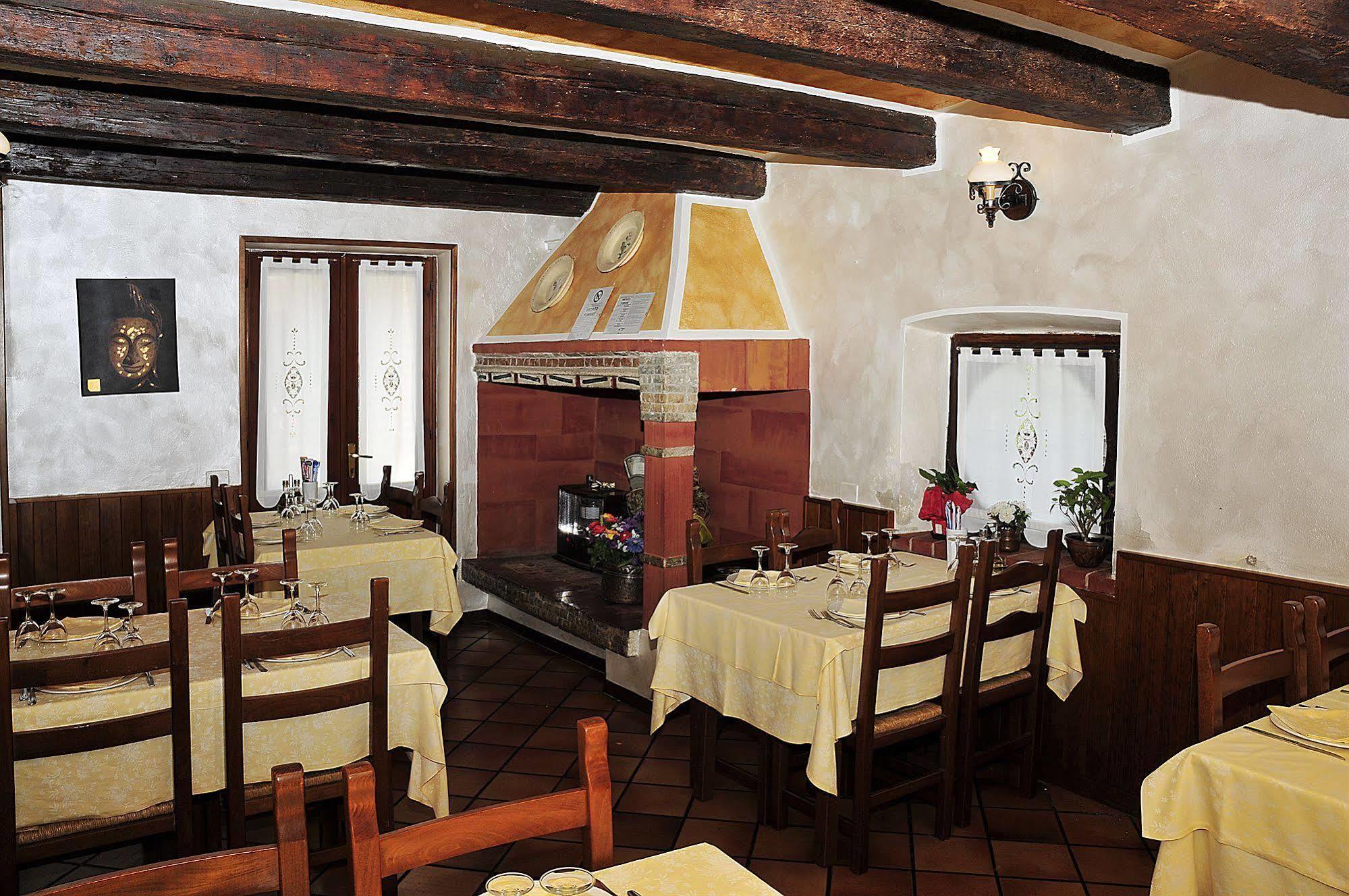 Locanda Al Pigno Сона Екстериор снимка